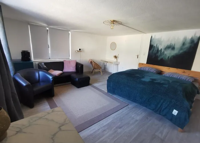 Guenstige, Moderne Zimmer Im Wanderparadies